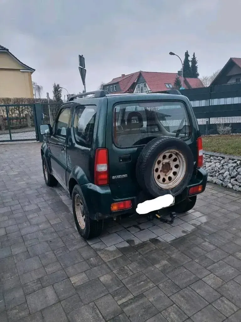 Używany Suzuki Jimny 82 KM (60 kW) 2002 Zielony SUV