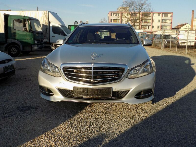 Gebraucht Mercedes E200 136 PS (100 kW) 2015 Silber Kombi
