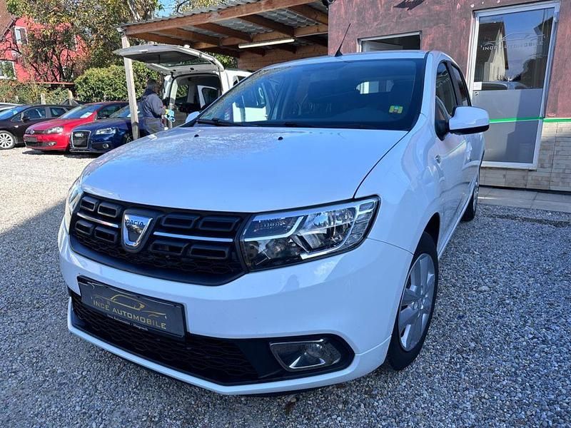 Weiß Gebraucht 2019 Dacia Sandero Comfort Kleinwagen | 8.499 € (Fairer Preis) - Bild 1/4