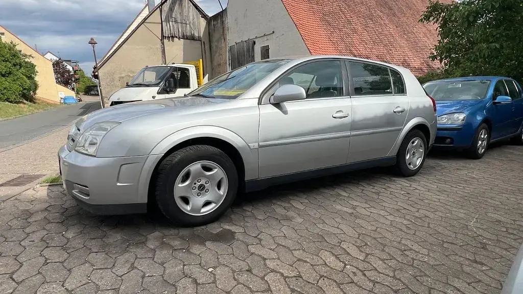 Gebraucht Opel Signum 155 PS (114 kW) 2004 Silber Kleinwagen