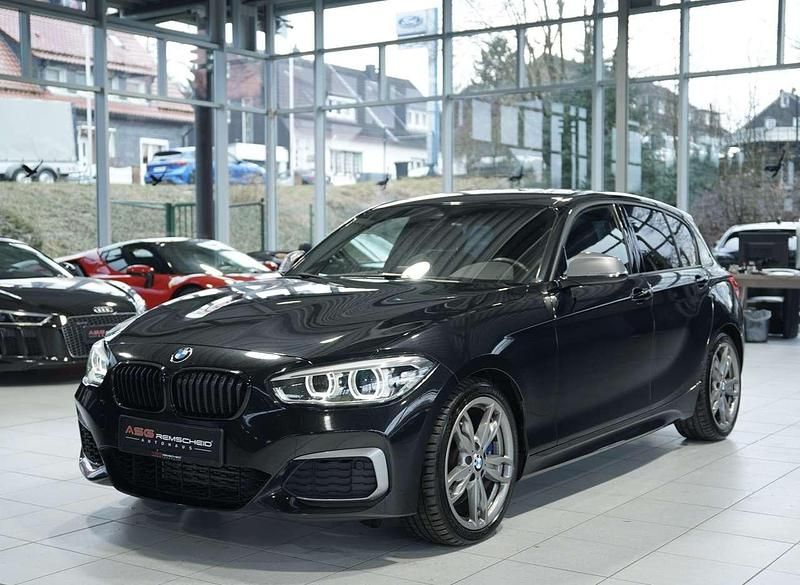 Gebraucht BMW 135 326 PS (239 kW) 2016 Schwarz Kleinwagen