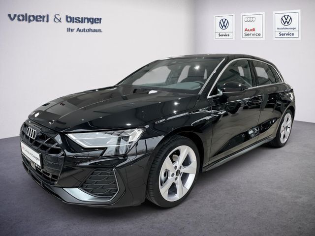 Mythosschwarz metallic Gebraucht 2024 Audi A3 Sportback S-Line Limousine | 37.980 € (Guter Preis) - Bild 1/1