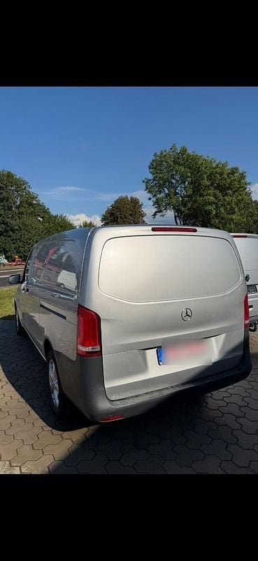 Gebraucht Mercedes Vito 136 PS (100 kW) 2019 Silber Van
