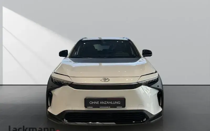 Neu Toyota bZ4X 150 kW (204 PS) 2025 Weiß SUV