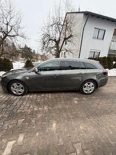 Gebraucht Opel Insignia 170 PS (125 kW) 2017 Grau Kombi