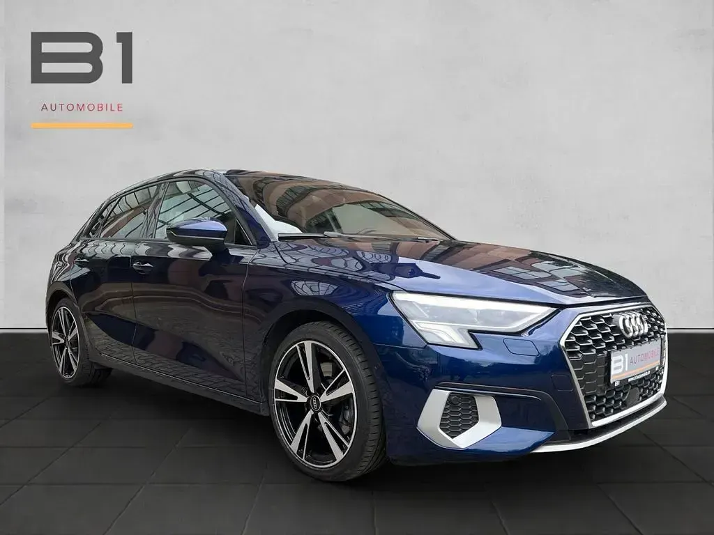 Gebraucht Audi A3 Advanced 150 PS (110 kW) 2022 Blau Limousine