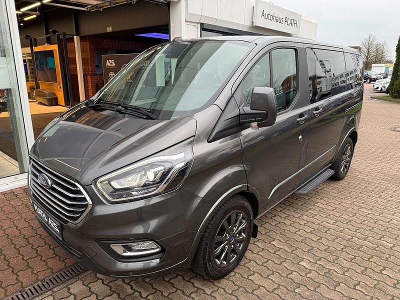 Stilvolle Ford Tourneo Custom Titanium X 185 Ps Ebenbild