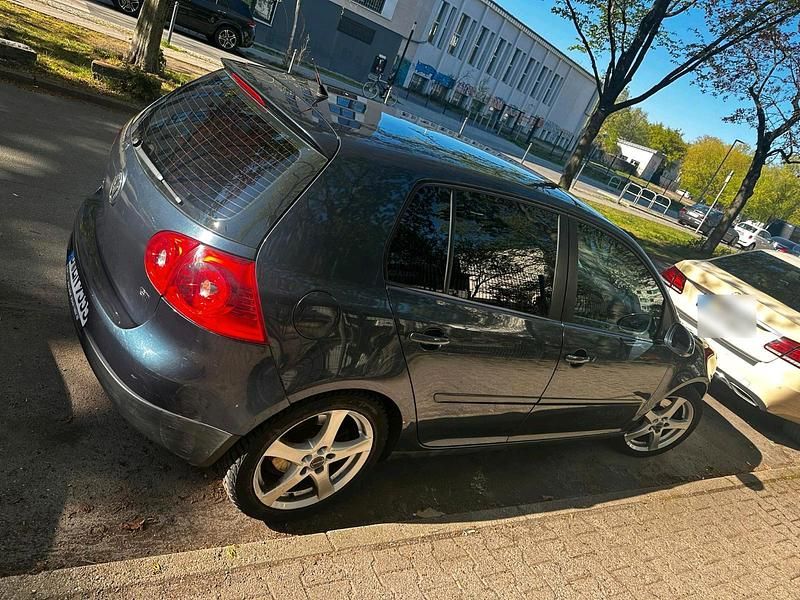 Second-hand VW Golf 150 CP (110 kW) 2006 Andere farben Coupe