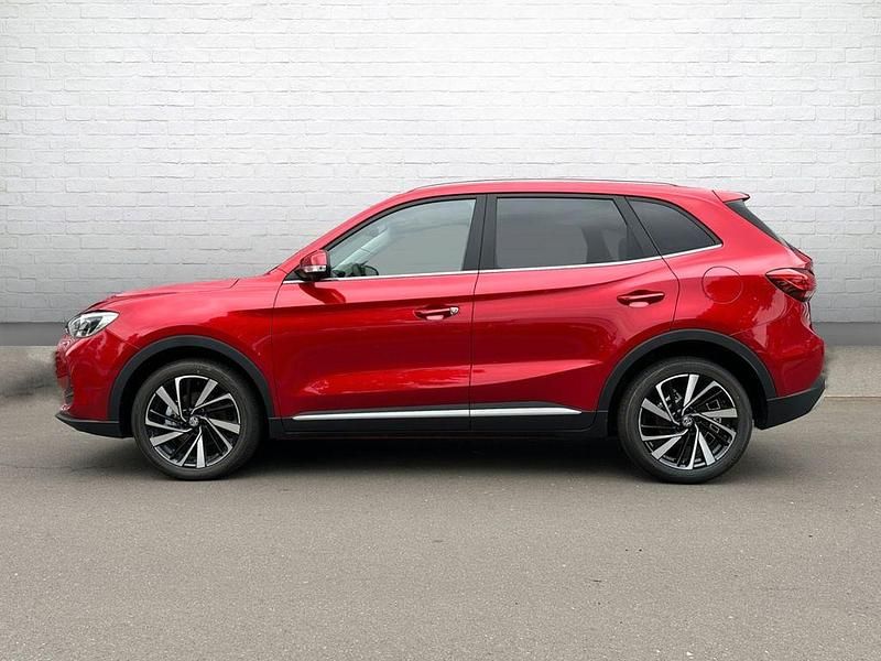 Neu MG ZS Luxury 197 PS (144 kW) 2026 Rot SUV