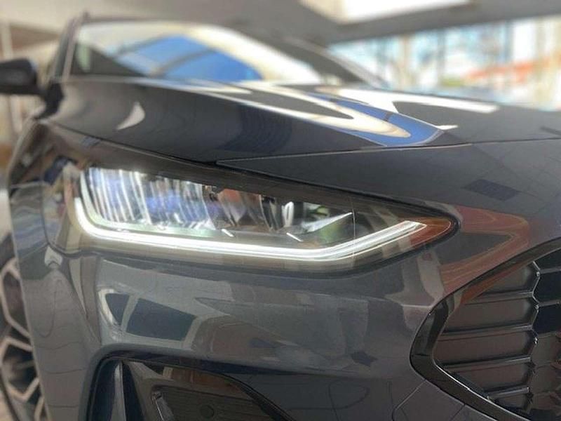 Gebraucht Ford Focus ST-Line X 155 PS (114 kW) 2023 Chrome blue Kombi