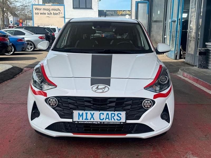 Gebraucht Hyundai i10 Edition 30 67 PS (49 kW) 2021 Weiß Kleinwagen