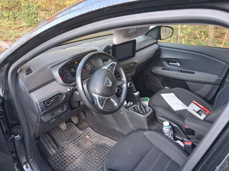 Gebraucht Dacia Sandero Comfort 101 PS (74 kW) 2022 Schwarz Limousine