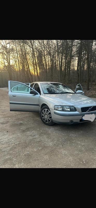 Gebraucht Volvo S60 140 PS (102 kW) 2001 Silber Limousine