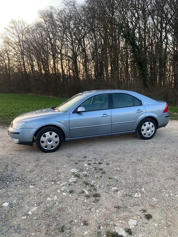 Gebraucht Ford Mondeo Titanium X 145 PS (106 kW) 2005 Blau Limousine