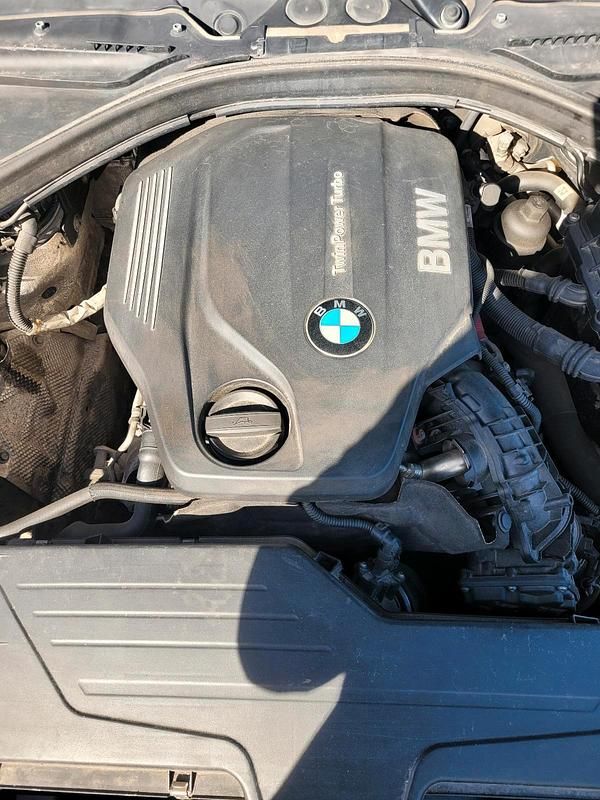 Gebraucht BMW 320 190 PS (139 kW) 2017 Schwarz Kombi