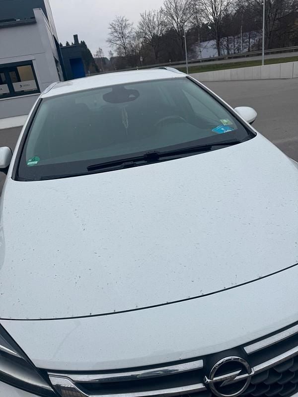 Second-hand Opel Astra 110 CP (80 kW) 2018 Alb Break