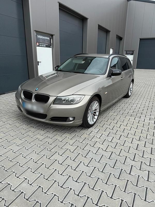 Gebraucht 2011 BMW 318 Kombi | 6.600 € (Etwas zu teuer) - Bild 1/4