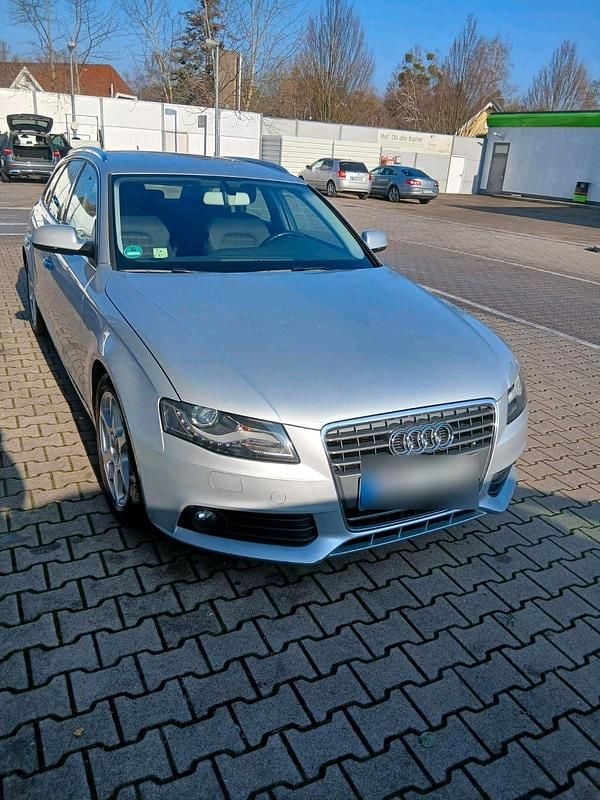 Gebraucht Audi A4 120 PS (88 kW) 2011 Grau Kombi