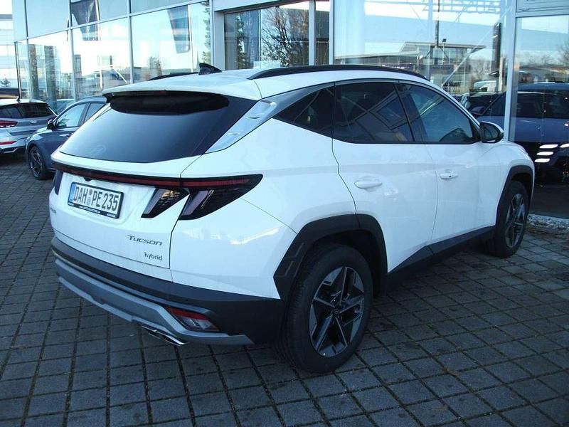 Gebraucht Hyundai Tucson Trend 215 PS (158 kW) 2025 Serenity white mineraleffekt SUV