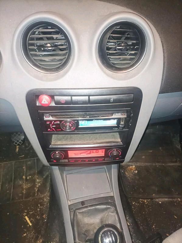 Gebraucht Seat Ibiza 2004 Schwarz Kleinwagen