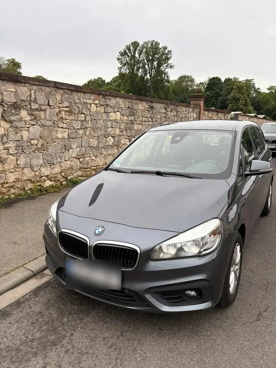 Gebraucht BMW 216 Gran Tourer 116 PS (85 kW) 2017 Grau Van / Kleinbus