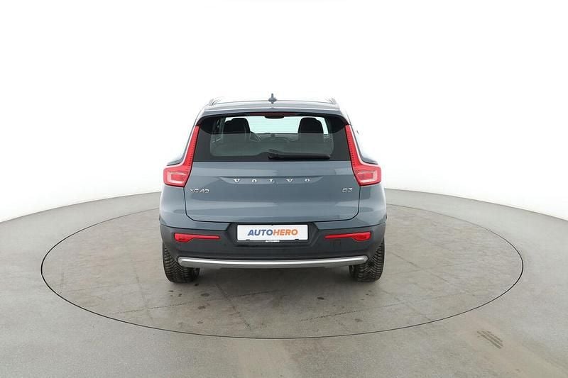 Gebraucht Volvo XC40 Momentum 150 PS (110 kW) 2019 Grau SUV