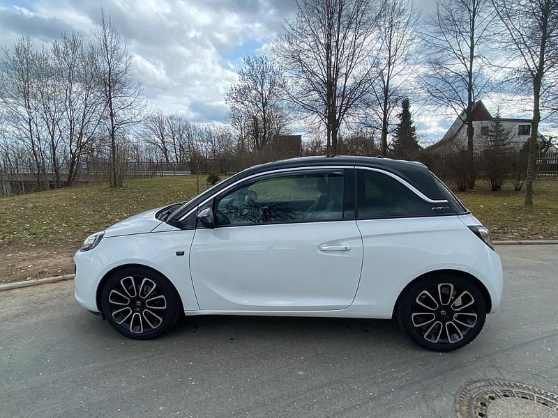Gebraucht Opel Adam Glam 87 PS (63 kW) 2013 Weiß Kleinwagen