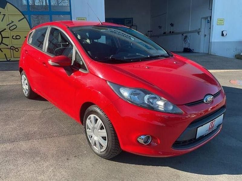 Gebraucht VW Golf VI 110 PS (80 kW) 2012 Rot Kleinwagen