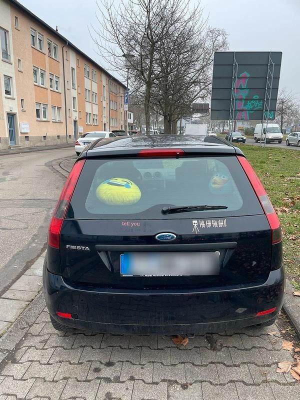 Gebraucht Ford Fiesta 68 PS (50 kW) 2005 Blau Kleinwagen