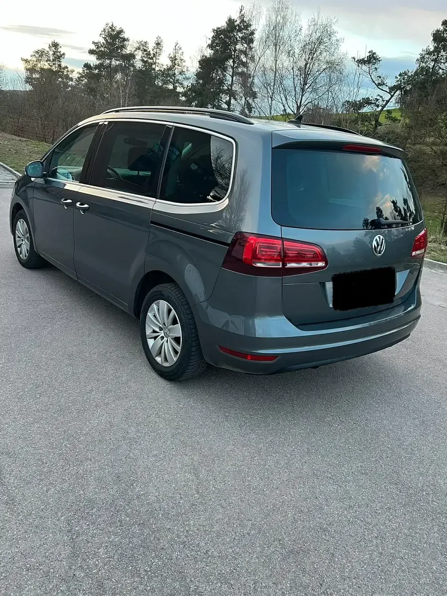 Gebraucht VW Sharan 150 PS (110 kW) 2017 Silber Van / Kleinbus