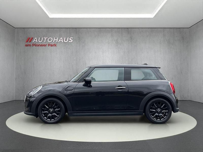Gebraucht Mini Cooper 136 PS (100 kW) 2023 Schwarz Kleinwagen