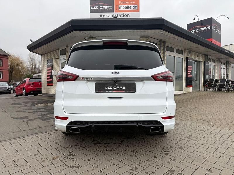 Gebraucht Ford S-MAX ST-Line 190 PS (139 kW) 2018 Weiß Van / Kleinbus