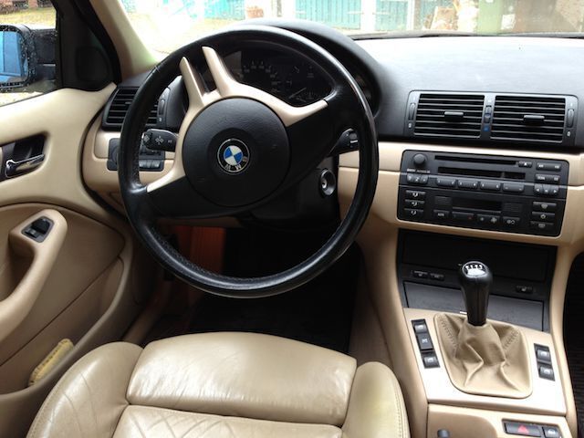 Gebraucht BMW 320 136 PS (100 kW) 2000 Schwarz metallic Limousine