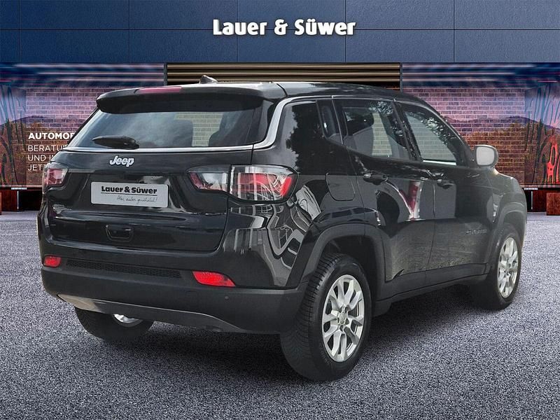 Neu Jeep Compass Altitude 129 PS (94 kW) 2025 Schwarz SUV