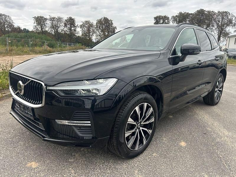Schwarz Gebraucht 2022 Volvo XC60 Core SUV | 27.750 € (Guter Preis) - Bild 1/4