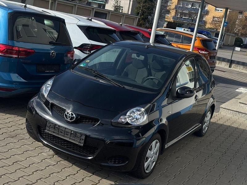 Gebraucht Toyota Aygo Cool 68 PS (50 kW) 2010 Schwarz Kleinwagen