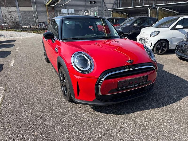 Gebraucht Mini Cooper Classic 136 PS (100 kW) 2022 Rot Kleinwagen