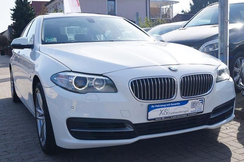 Gebraucht BMW 528 Luxury Line 245 PS (180 kW) 2014 Weiß Limousine