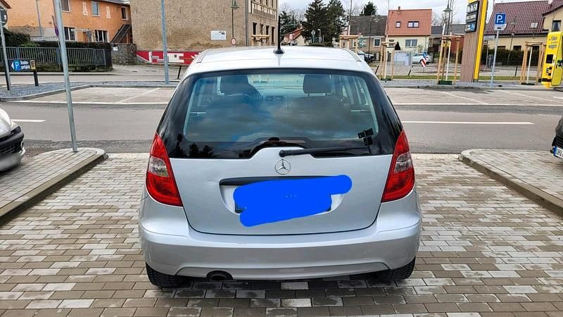 Gebraucht Mercedes A160 2009 Silber Kleinwagen