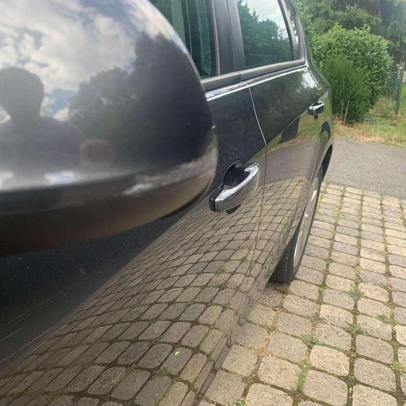 Gebraucht Opel Astra Edition 116 PS (85 kW) 2010 Grau Kleinwagen