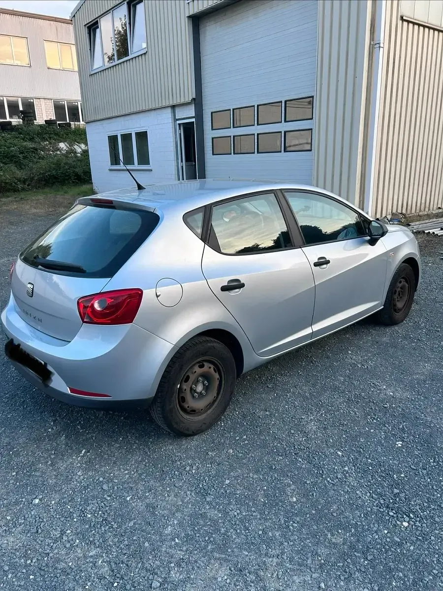 Gebraucht Seat Ibiza 70 PS (51 kW) 2009 Silber Kleinwagen