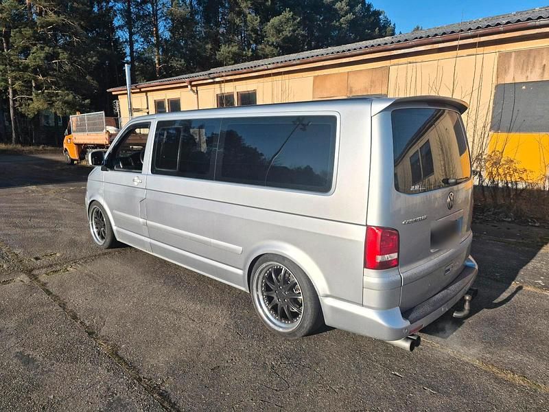 Gebraucht VW T5 131 PS (96 kW) 2005 Silber Van