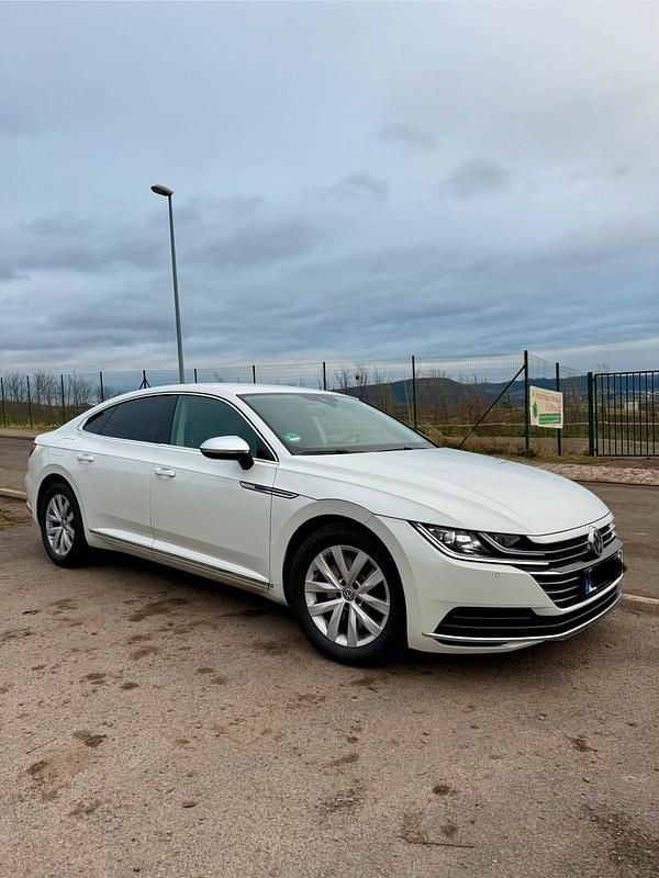 Gebraucht VW Arteon 239 PS (175 kW) 2017 Andere farben Kleinwagen