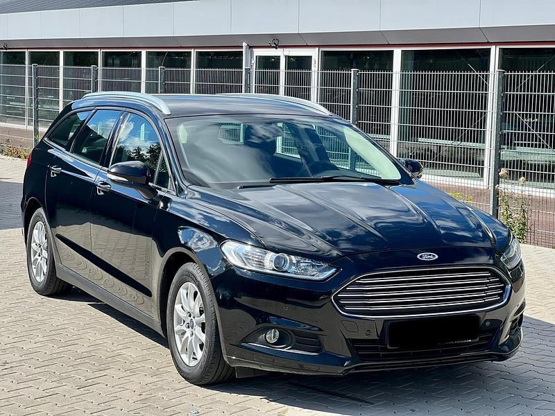 Schwarz Gebraucht 2016 Ford Mondeo Business Edition Kombi | 8.999 € (Superpreis) - Bild 1/4