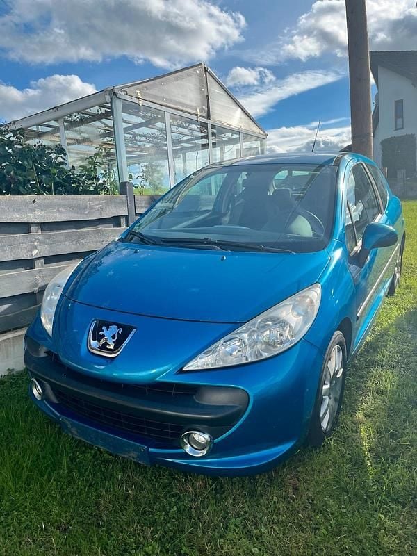 Blau Gebraucht 2008 Peugeot 207 Kleinwagen | 1.200 € (Etwas zu teuer) - Bild 1/4