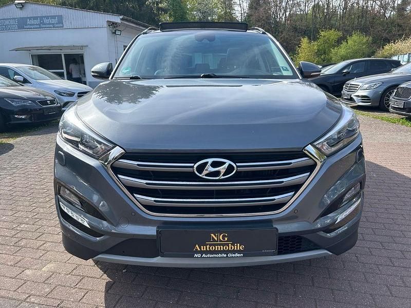 Gebraucht Hyundai Tucson Premium 185 PS (136 kW) 2015 Grau SUV