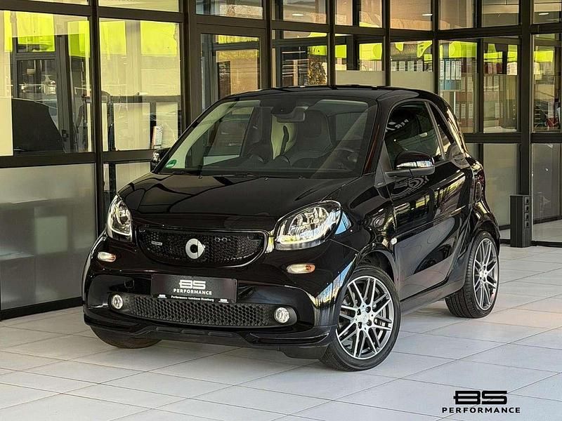 Nachtschwarz Gebraucht 2017 Smart ForTwo Coupé Brabus Kleinwagen | 22.990 € (Teuer) - Bild 1/4