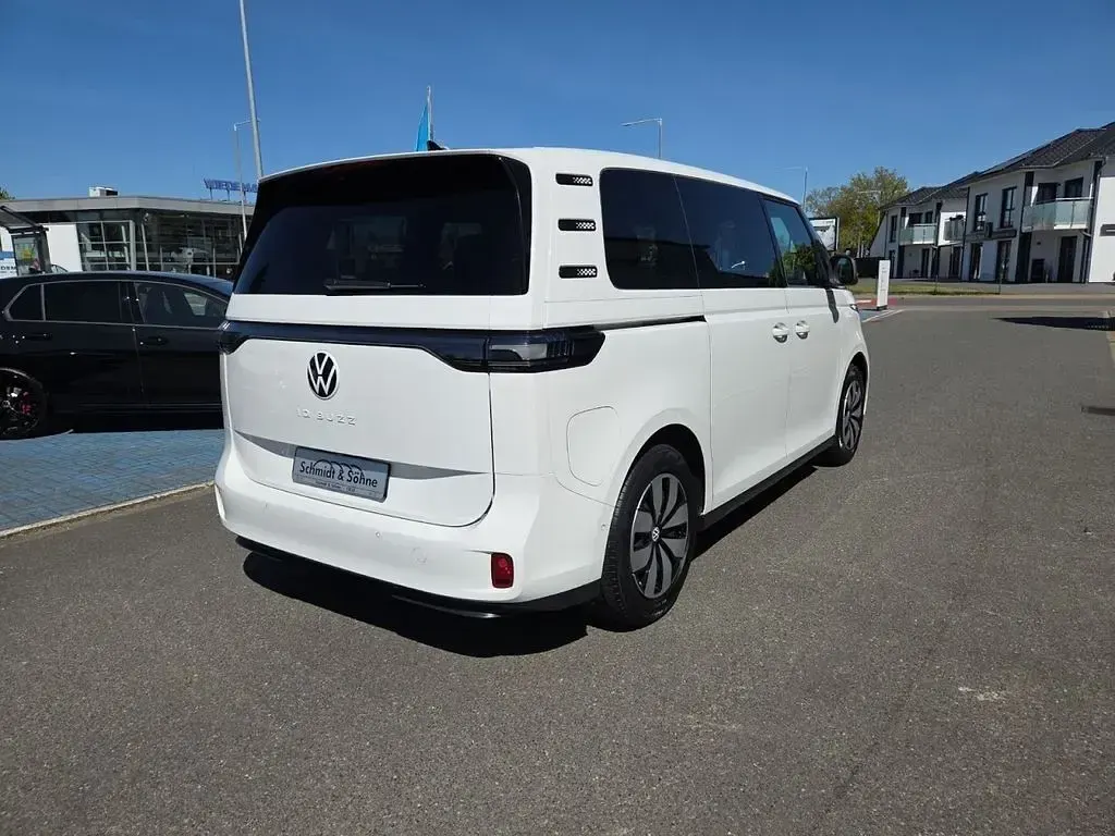 Gebraucht VW ID. Buzz Pro 150 kW (204 PS) 2024 Weiß Van / Kleinbus