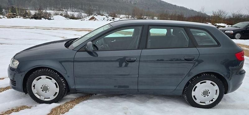 Gebraucht Audi A3 Attraction 140 PS (102 kW) 2009 Grau Kleinwagen