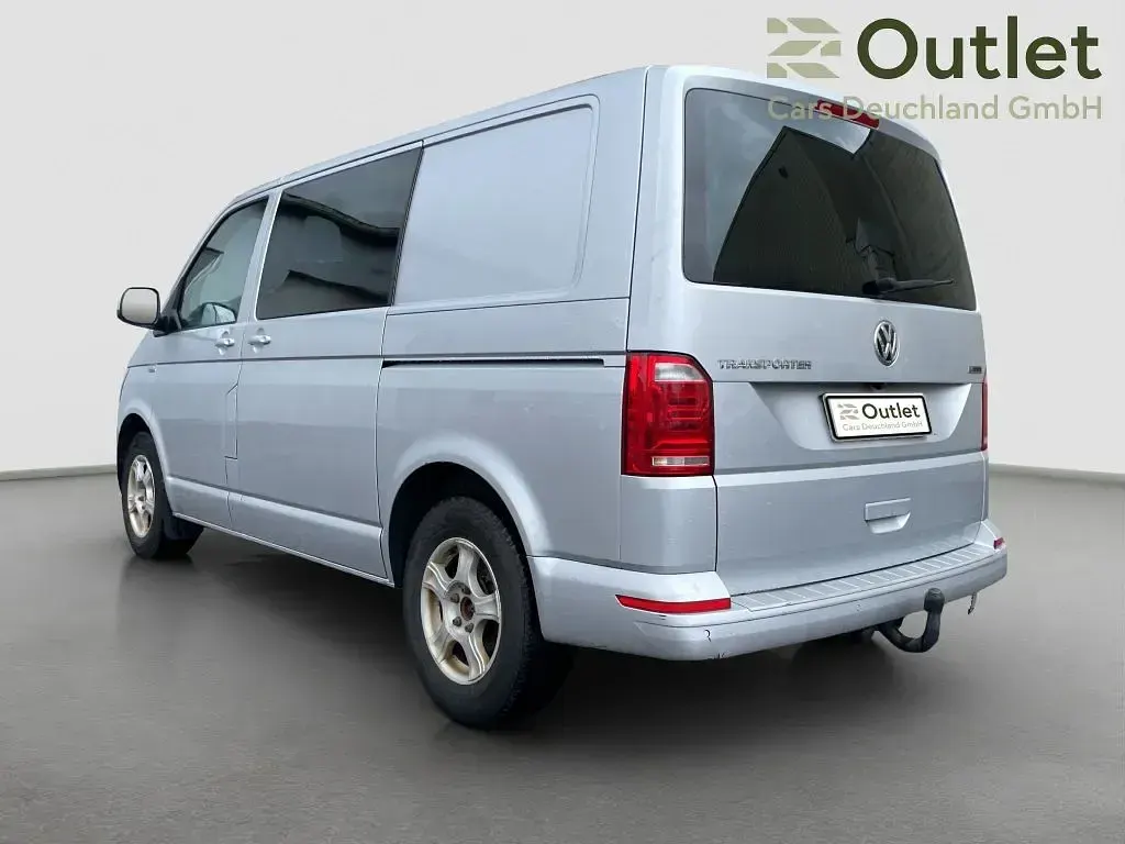 Second-hand VW Transporter 150 CP (110 kW) 2018 Argintiu Van